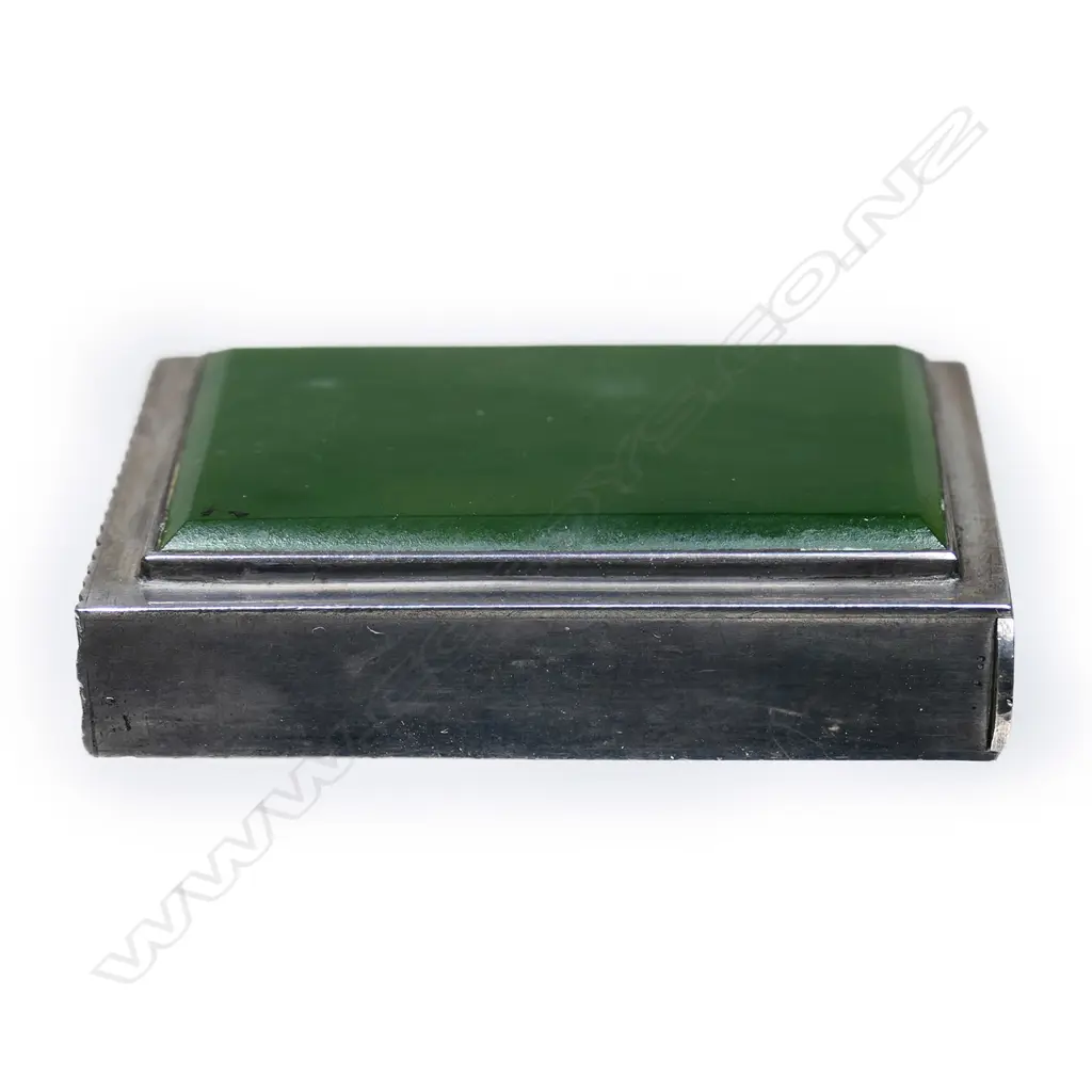 Frank Hyams (Dunedin) silver and nephrite vesta, Image 1++
